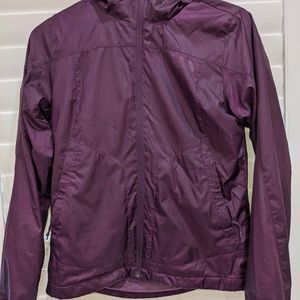 North Face Womens lined jacket with hood